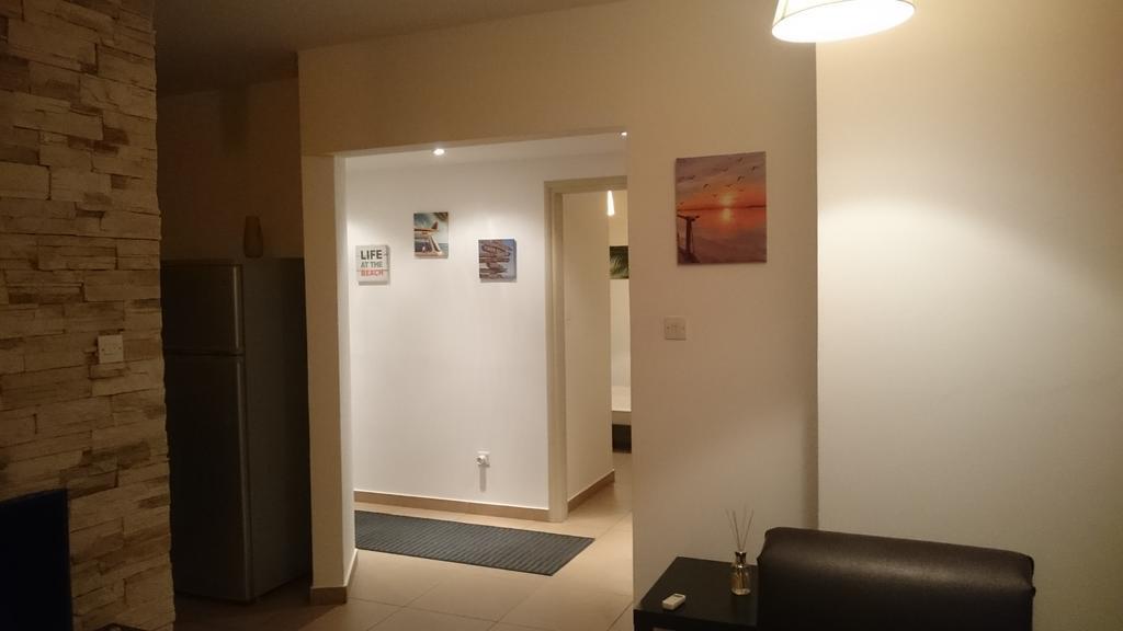 Aetius Apartments Larnaca Extérieur photo