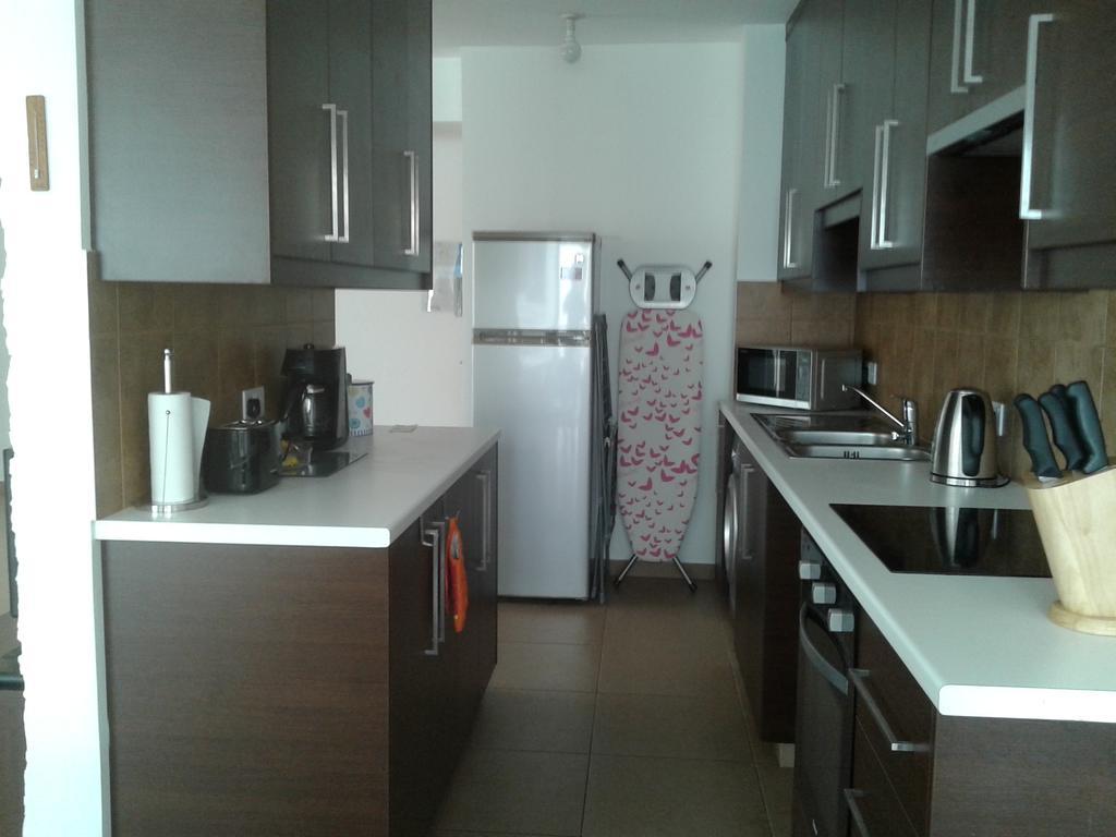 Aetius Apartments Larnaca Extérieur photo