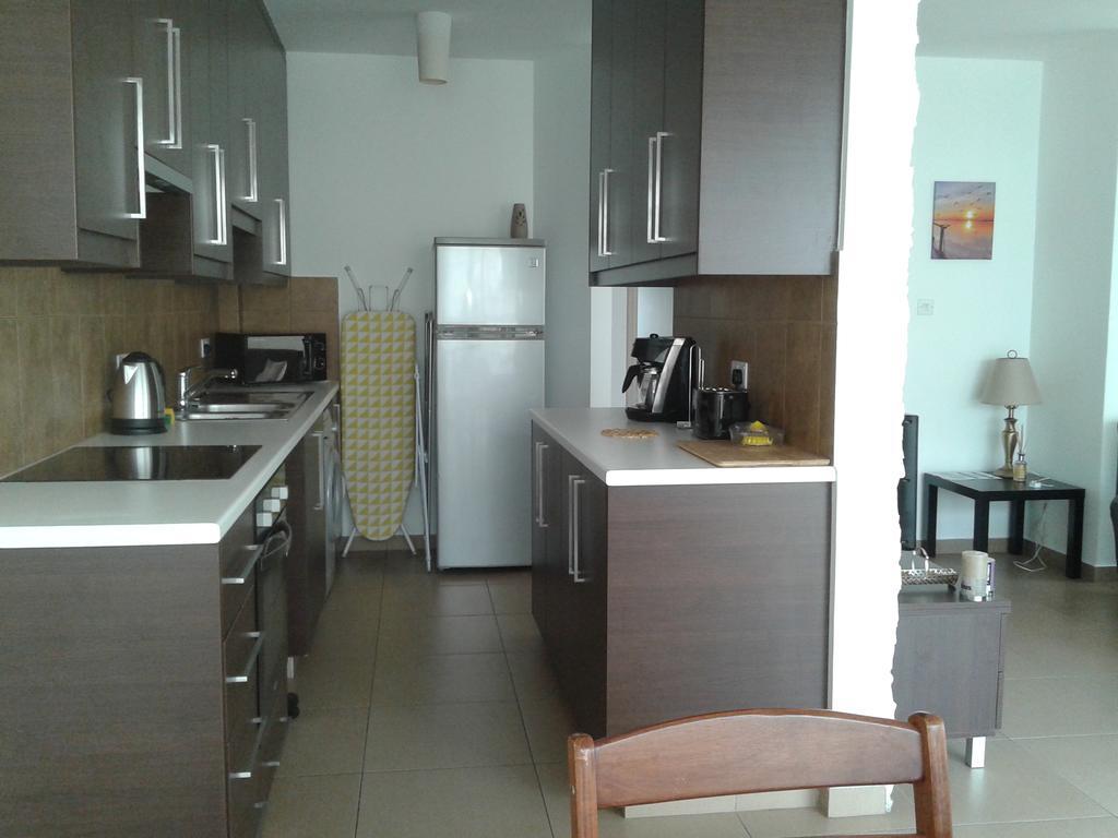 Aetius Apartments Larnaca Extérieur photo