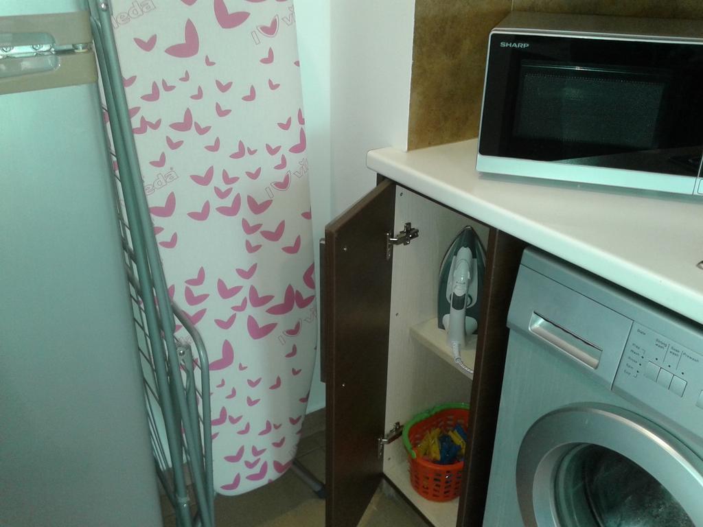 Aetius Apartments Larnaca Extérieur photo